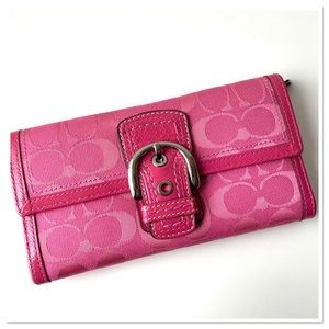 Coach Monogram Women’s Wallet Fold Over